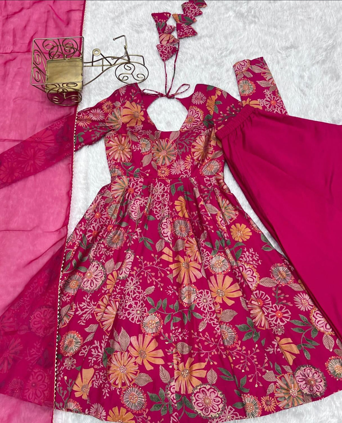 Dress suit
