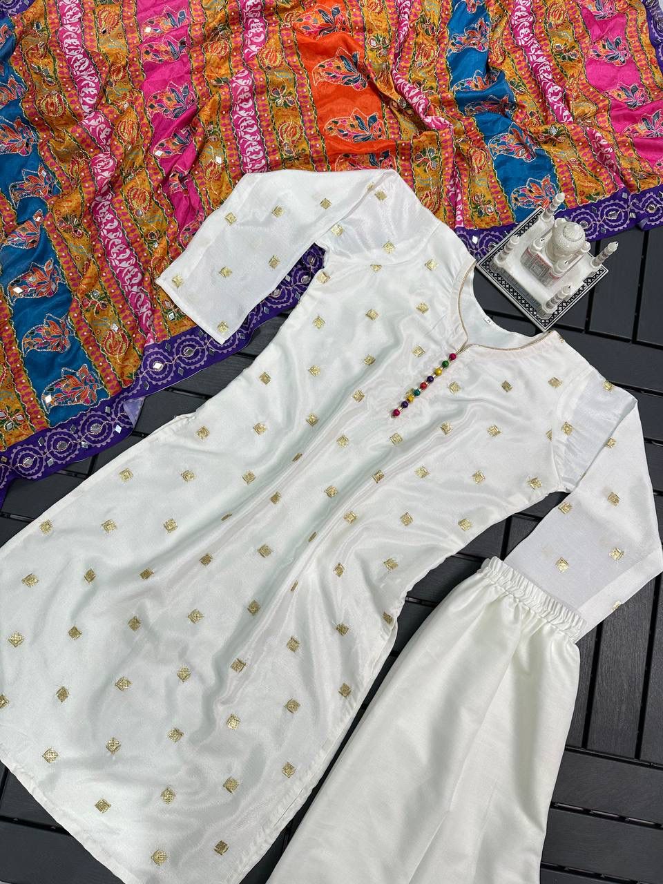 Multicolor duppata full suit