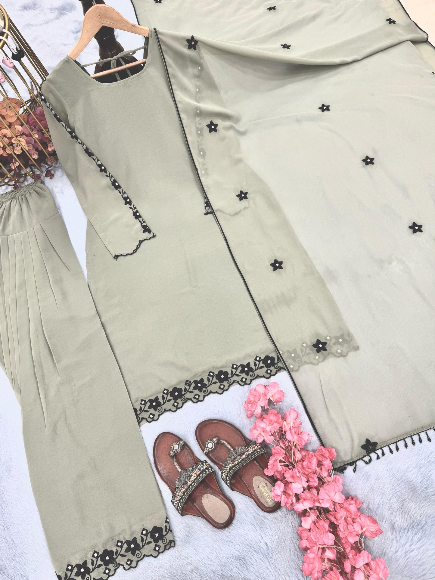 Farshi Salwar