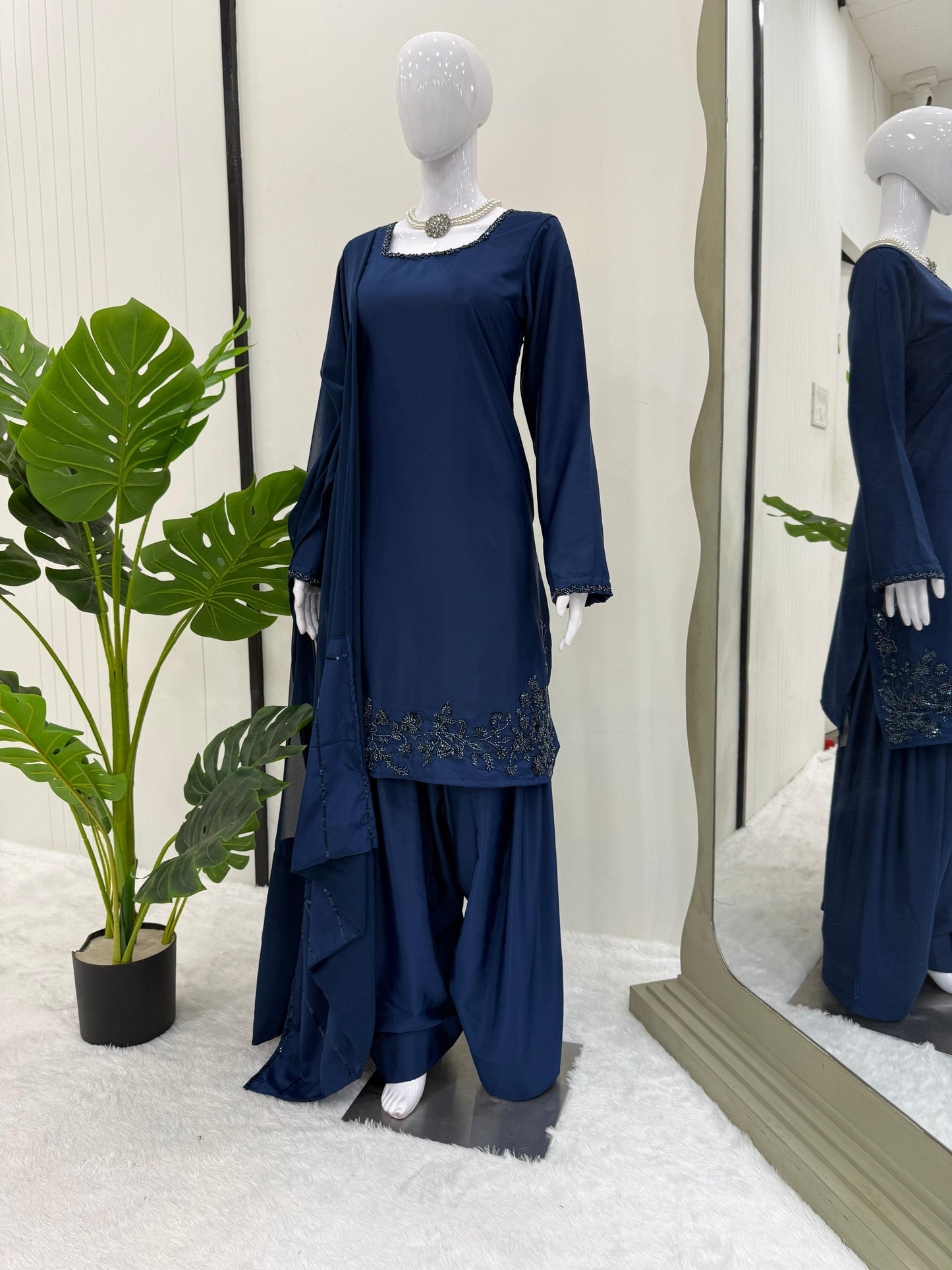 Farshi Salwar