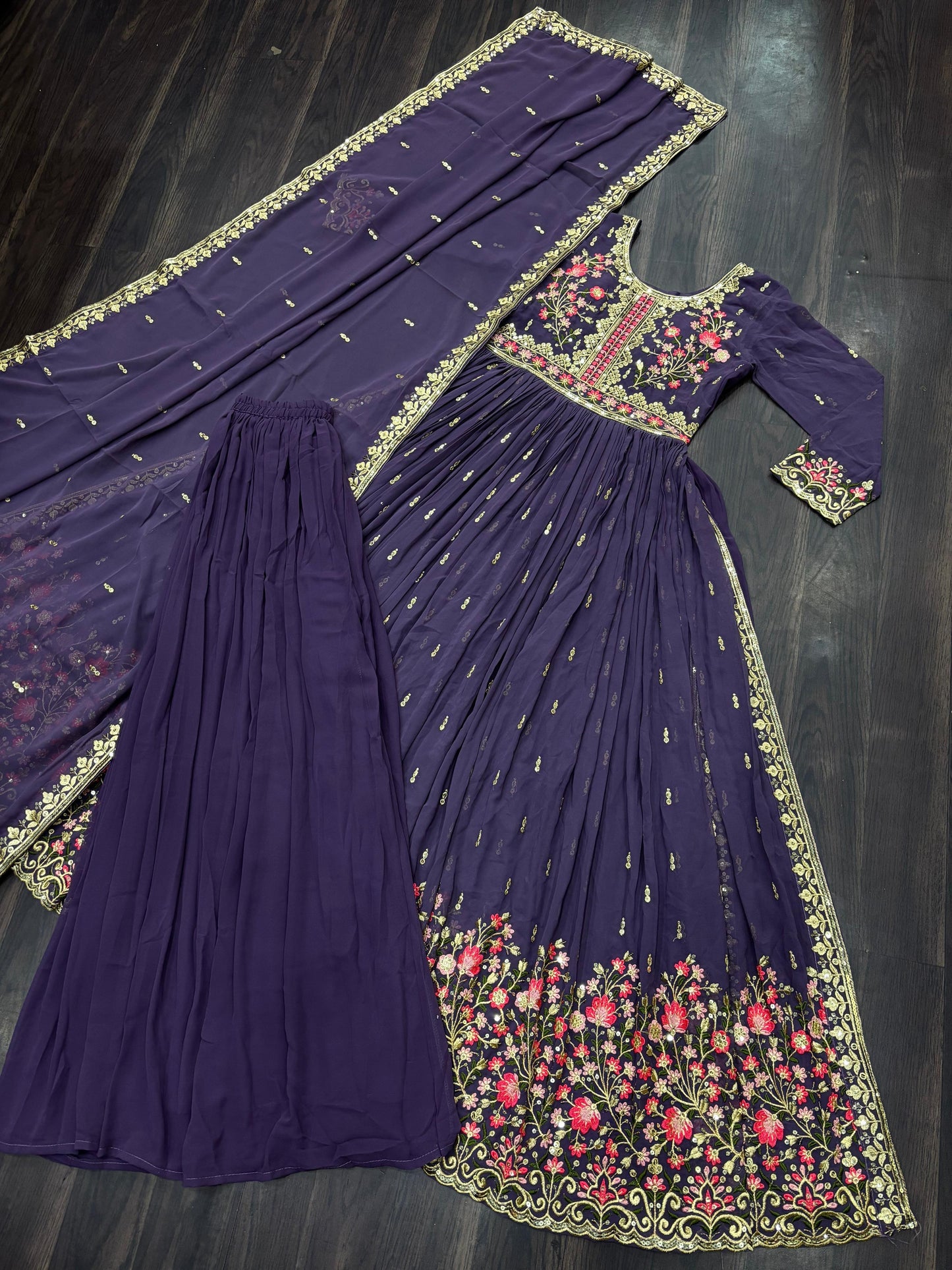 Naira cut suit