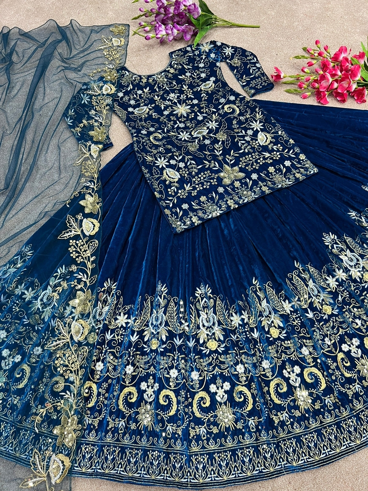 Velvet lahenga