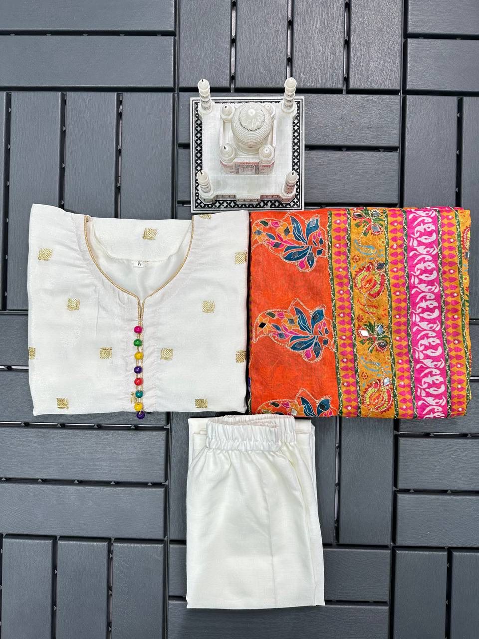 Multicolor duppata full suit